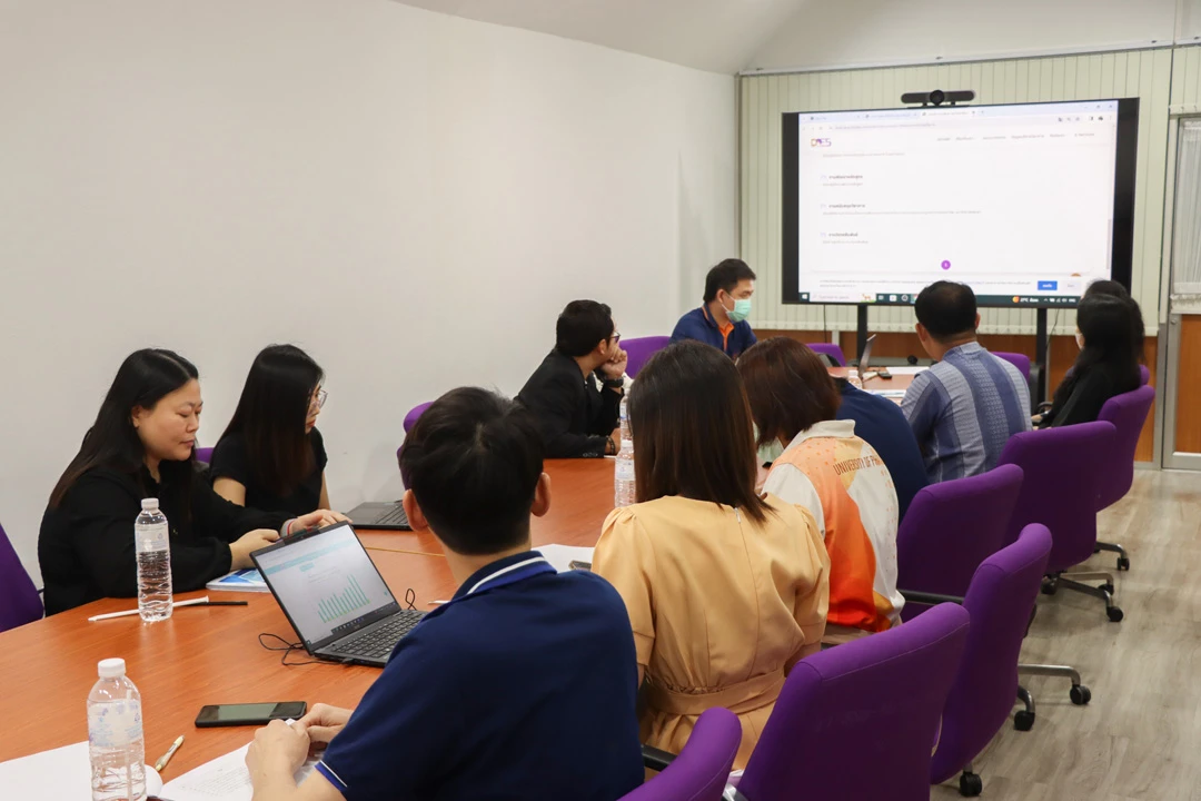 Planning Division Holds Meeting to Review and Update ITA Public Disclosure Data for University of Phayao for Fiscal Year 2024, in Collaboration with Related Departments