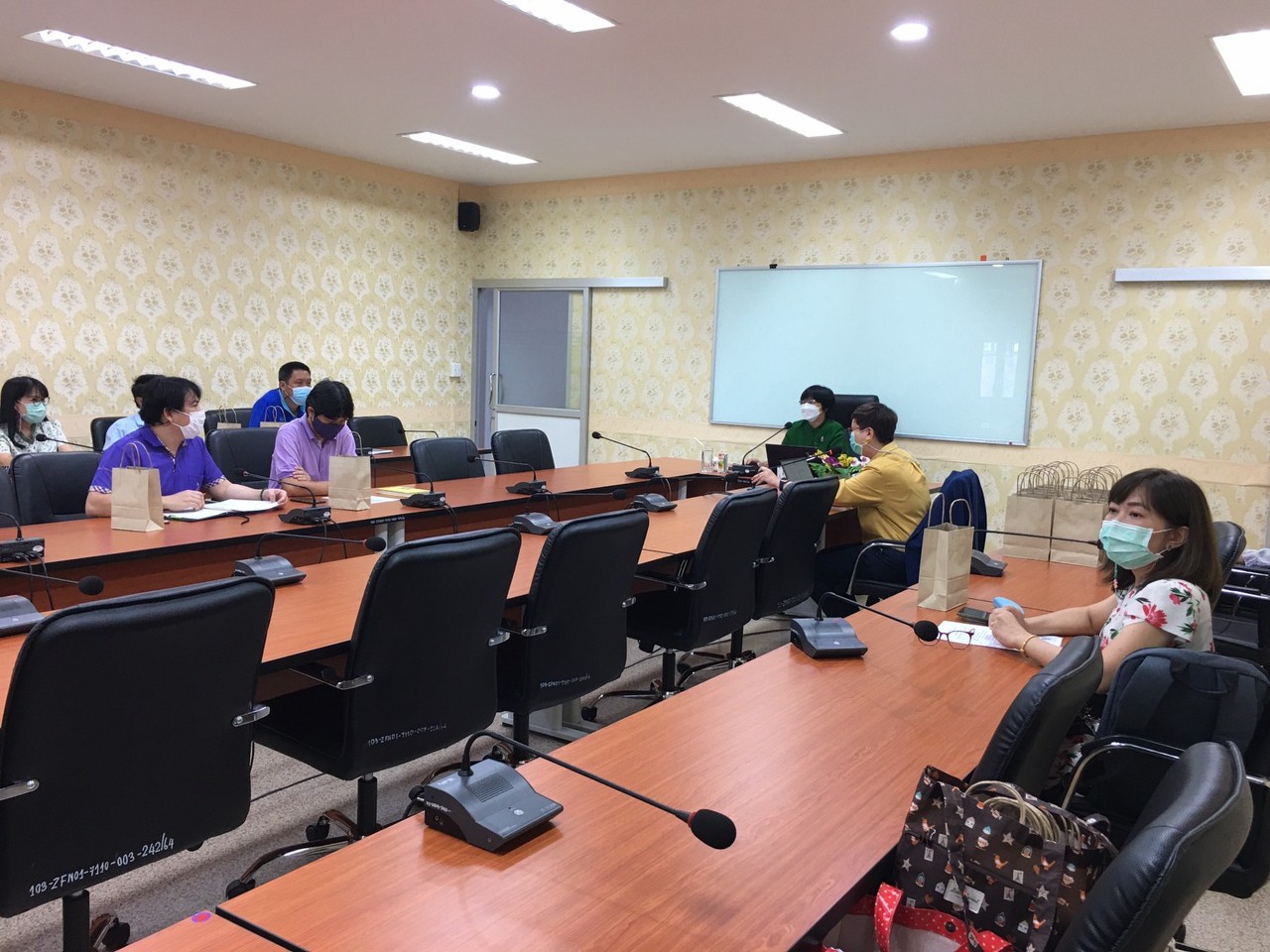 University of Phayao Organize a meeting to supervise and follow up on the performance Assessment of integrity and transparency in the operation of government agencies (ITA) at the University of Phayao level Fiscal Year 2022, along with suggestions for imp