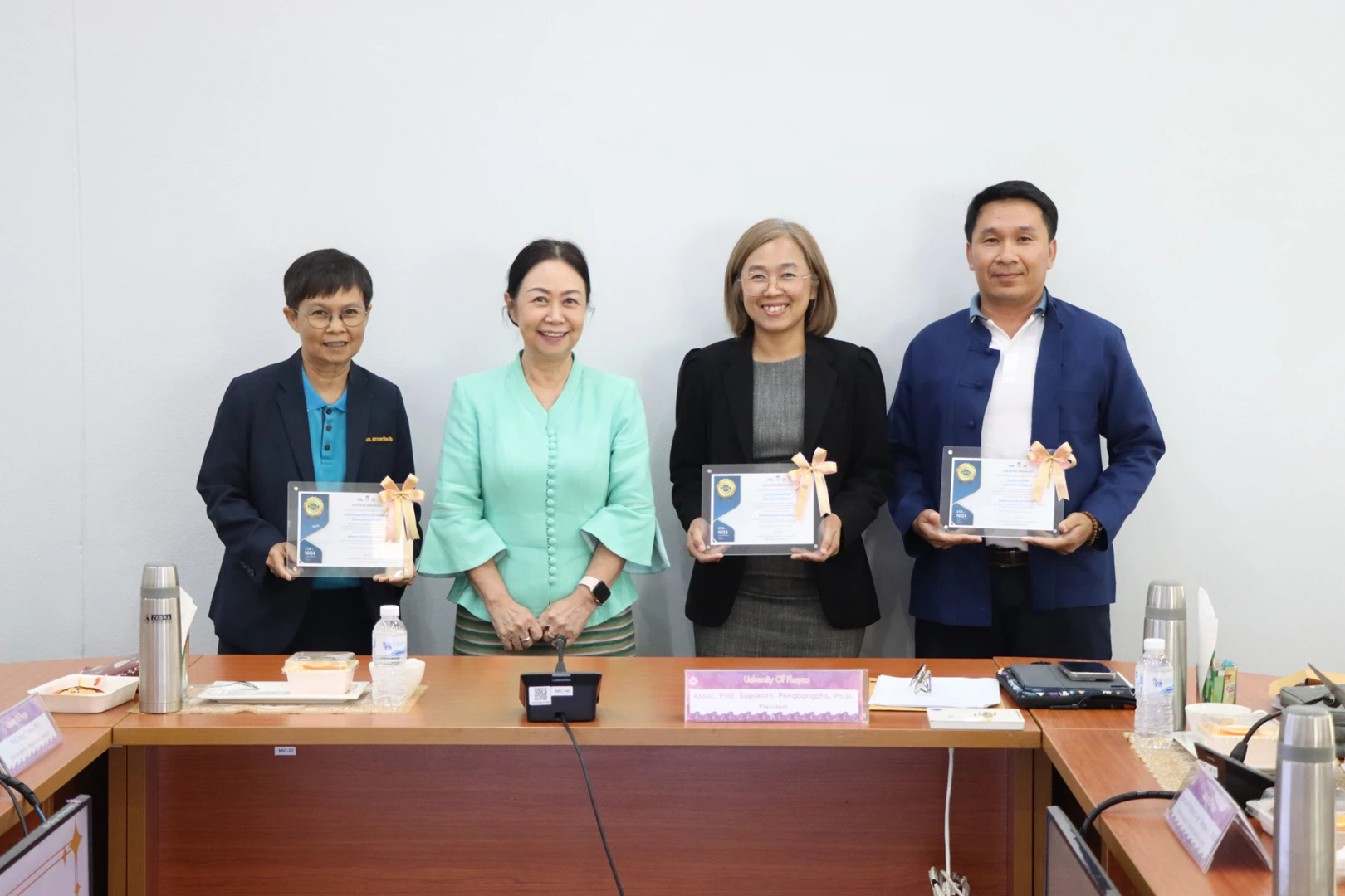 Planning Division Holds the 13th Risk Management Committee Meeting (3/2567) and Presents Certificates to Units with Satisfactory UP ITA Evaluation for Fiscal Year 2024