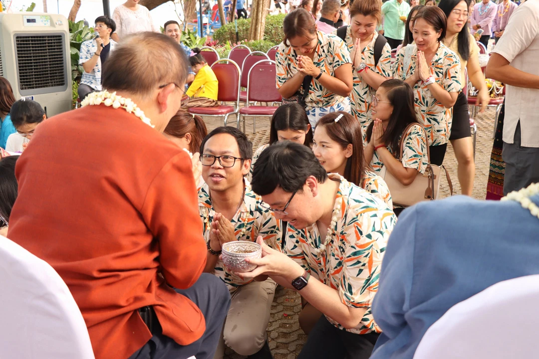 Executives and Staff of the Planning Division Participate in the Songkran Ceremony to Pay Respect to the University President and Elders