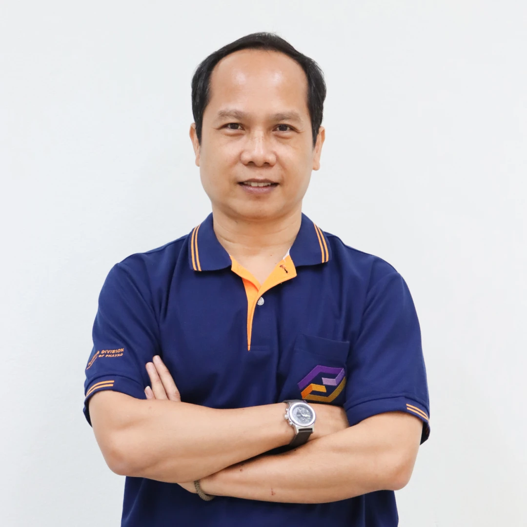 Mr. Navin Piangkaew