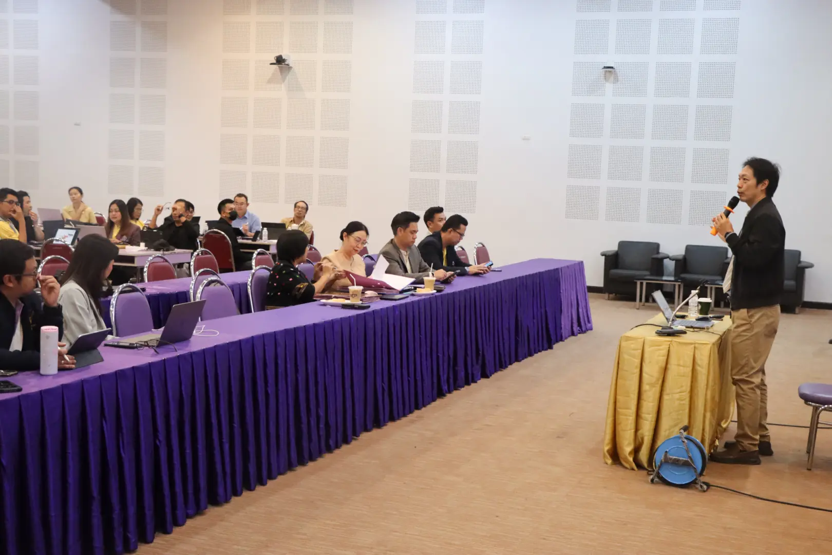 กองแผนงานจัดโครงการอบรม “การกำหนดและติดตามตัวชี้วัดที่สอดคล้องกับเป้าหมายองค์กร”