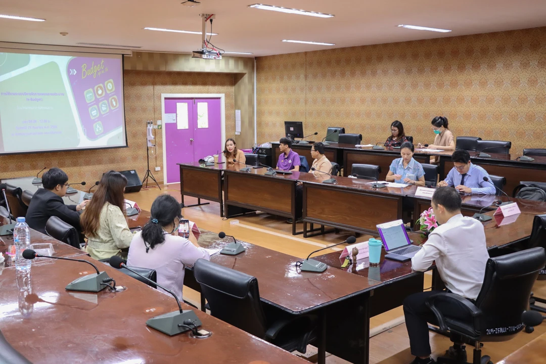 กองแผนงานได้รับเกียรติเป็นวิทยากรให้ความรู้ระบบบริหารจัดการแผนและงบประมาณ (e-Budget) แก่ผู้บริหารและบุคลากรคณะนิศาสตร์