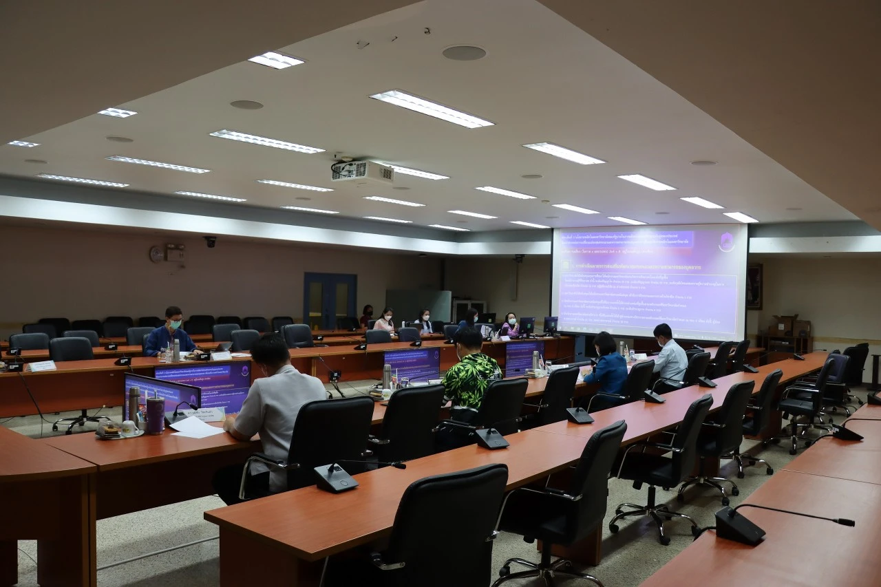 กองแผนงาน จัดประชุมคณะกรรมการบริหารความเสี่ยงฯ ครั้งที่ 6 (1/2565) เพื่อรายงานผลการดำเนินงานด้านการบริหารความเสี่ยงและการควบคุมภายใน รอบ 6 เดือน ประจำปีงบประมาณ พ.ศ. 2565