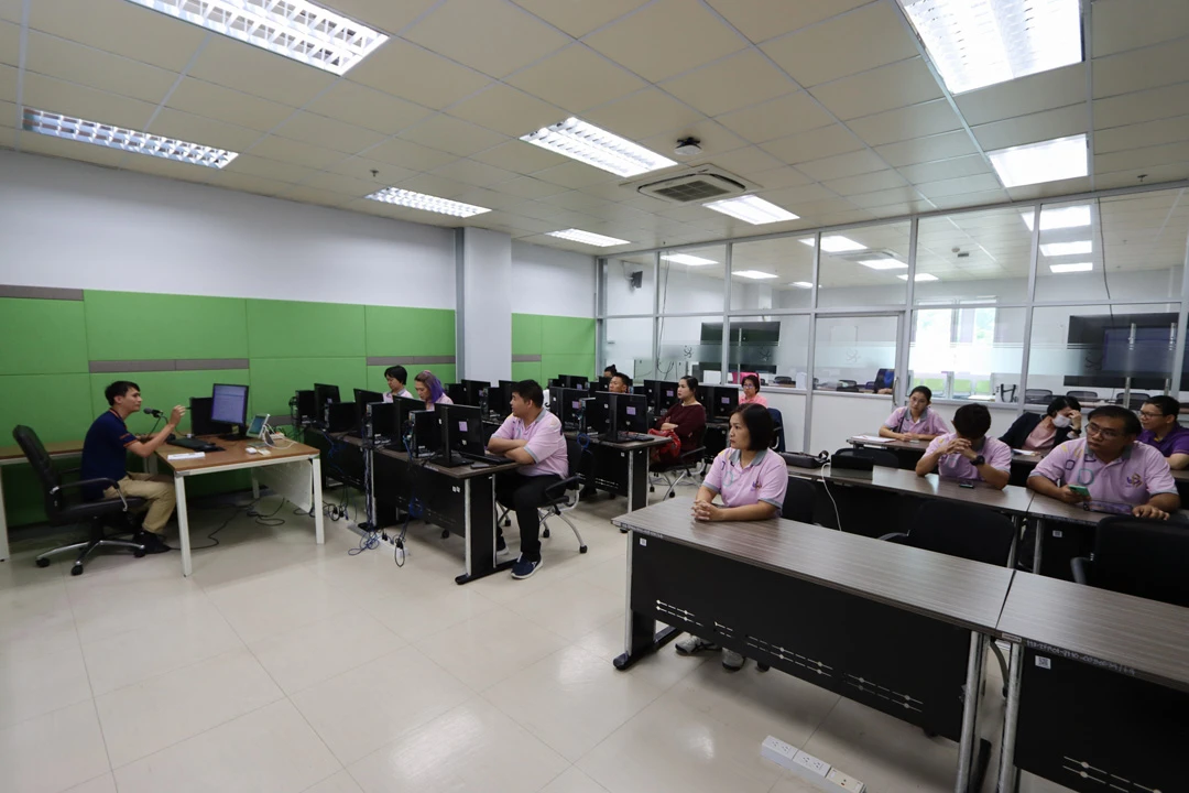 กองแผนงานได้รับเกียรติเป็นวิทยากรให้ความรู้ระบบบริหารจัดการแผนและงบประมาณ (e-Budget) แก่บุคลากรกองกิจการนิสิต