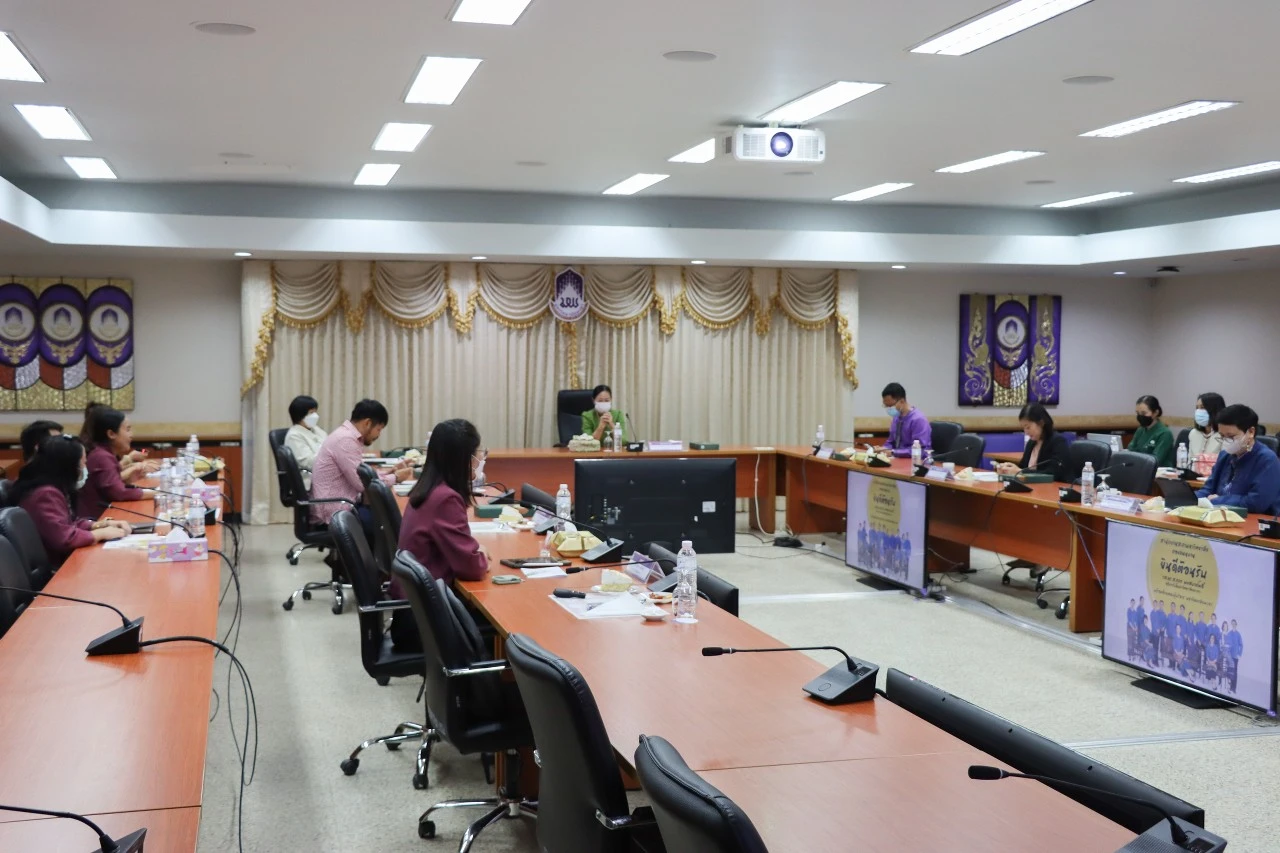 อธิการบดีพร้อมด้วยคณะผู้บริหารมหาวิทยาลัยพะเยา พบปะบุคลากรสำนักงานสภามหาวิทยาลัย และกองแผนงาน ในกิจกรรม “สภากาแฟสัญจร”