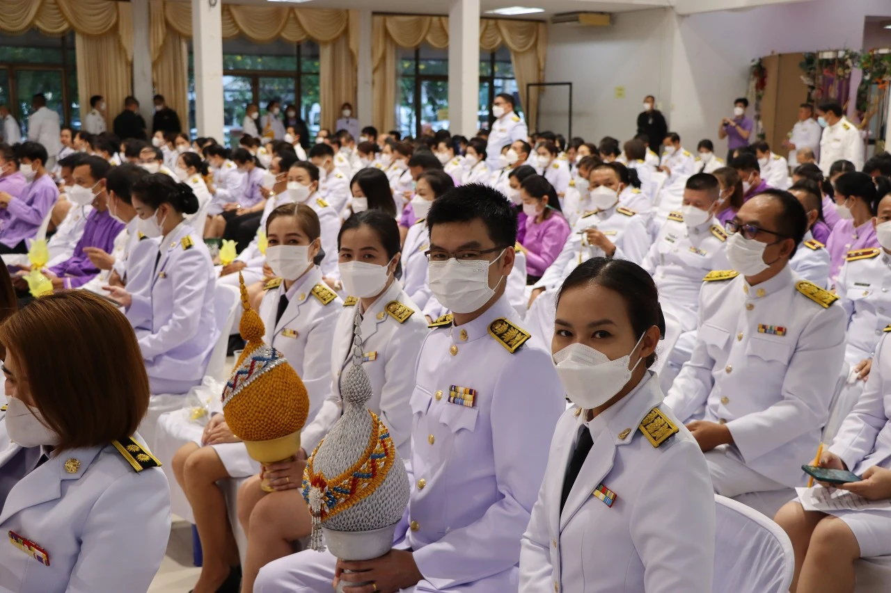 มหาวิทยาลัยพะเยา ร่วมพิธีถวายเครื่องราชสักการะและวางพานพุ่ม และพิธีถวายพระพรชัยมงคล เนื่องในโอกาสวันเฉลิมพระชนมพรรษา สมเด็จพระนางเจ้าสุทิดา พัชรสุธาพิมลลักษณ พระบรมราชินี 3 มิถุนายน 2566