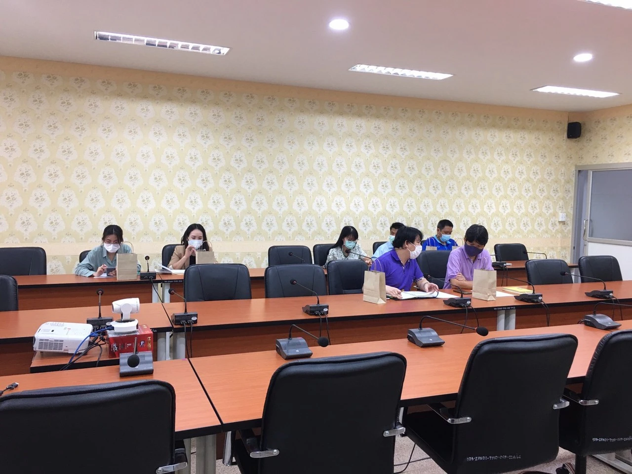 มหาวิทยาลัยพะเยา จัดประชุมการกำกับติดตามผลการดำเนินงาน ด้านการประเมินคุณธรรมและความโปร่งใสในการดำเนินงานของหน่วยงานภาครัฐ (ITA) ระดับมหาวิทยาลัยพะเยา ประจำปีงบประมาณ พ.ศ. 2565 พร้อมทั้งให้ข้อเสนอแนะเพื่อการปรับปรุงพัฒนา