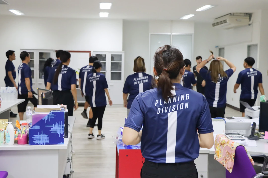 กองแผนงาน จัดกิจกรรมเต้นแอโรบิค (ประจำเดือนกุมภาพันธ์) โครงการเสริมสร้างสุขภาวะที่ดีในองค์กร (Good Health and Well – Being : BMI Challenge)