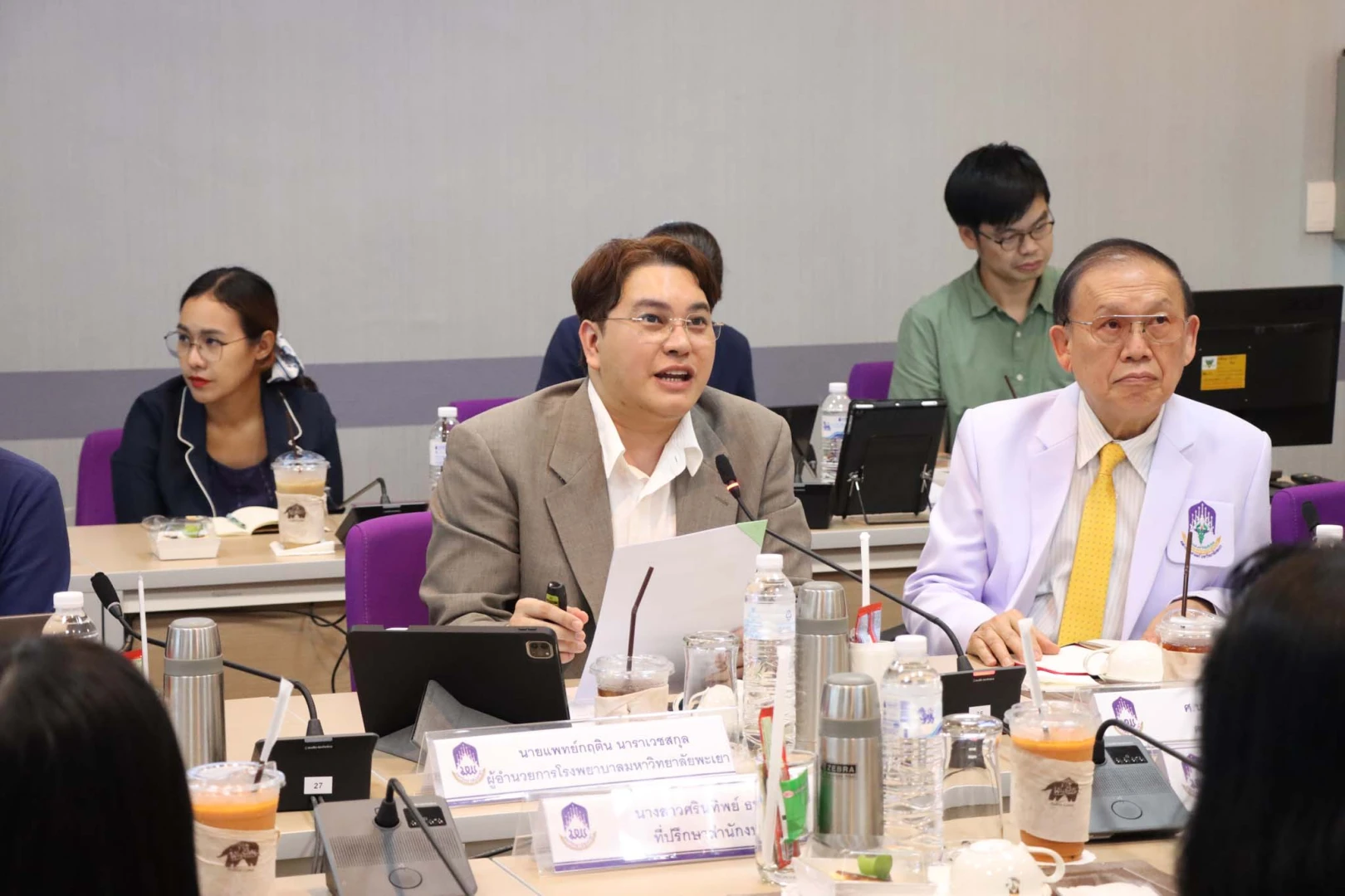 กรรมการสภามหาวิทยาลัยพะเยาผู้ทรงคุณวุฒิ เข้าตรวจเยี่ยมการดำเนินงานและการใช้จ่ายงบประมาณของโรงพยาบาลมหาวิทยาลัยพะเยา
