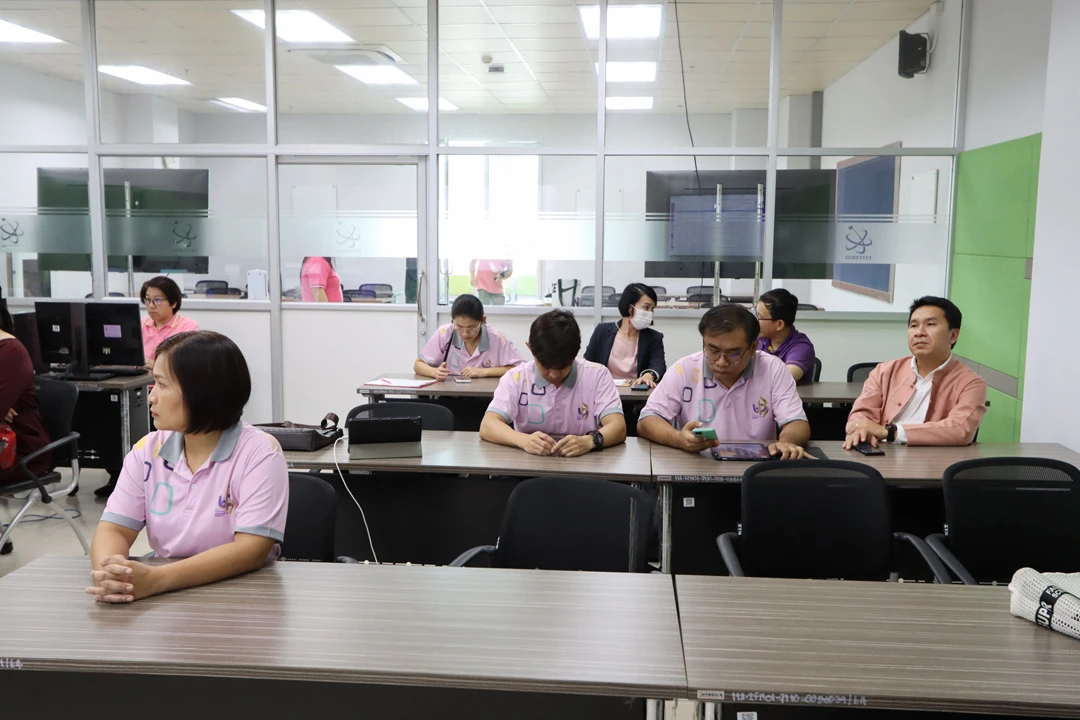 กองแผนงานได้รับเกียรติเป็นวิทยากรให้ความรู้ระบบบริหารจัดการแผนและงบประมาณ (e-Budget) แก่บุคลากรกองกิจการนิสิต