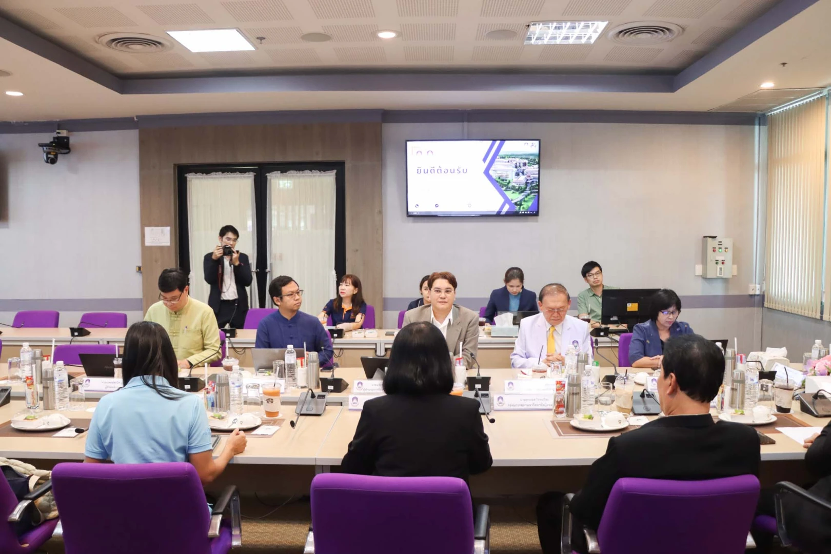กรรมการสภามหาวิทยาลัยพะเยาผู้ทรงคุณวุฒิ เข้าตรวจเยี่ยมการดำเนินงานและการใช้จ่ายงบประมาณของโรงพยาบาลมหาวิทยาลัยพะเยา