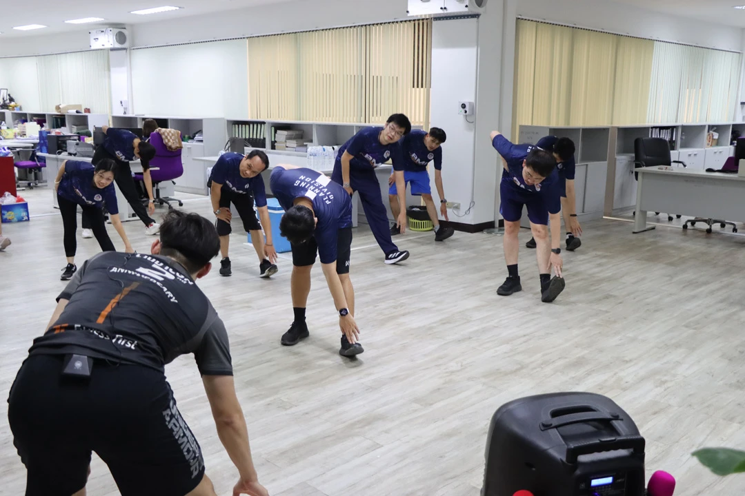 กองแผนงาน จัดกิจกรรมเต้นแอโรบิค (ประจำเดือนกุมภาพันธ์) โครงการเสริมสร้างสุขภาวะที่ดีในองค์กร (Good Health and Well – Being : BMI Challenge)