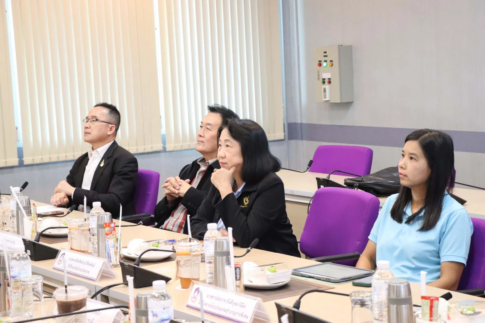 กรรมการสภามหาวิทยาลัยพะเยาผู้ทรงคุณวุฒิ เข้าตรวจเยี่ยมการดำเนินงานและการใช้จ่ายงบประมาณของโรงพยาบาลมหาวิทยาลัยพะเยา