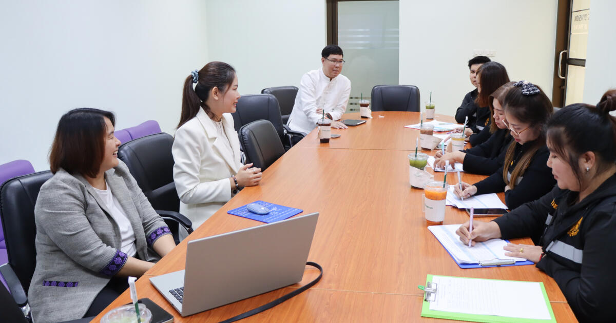 สำนักงานคลังจังหวัดพะเยา ลงพื้นที่ติดตามเร่งรัดการใช้จ่ายเงินงบประมาณภาครัฐจังหวัดพะเยา ประจำปีงบประมาณ พ.ศ. 2569 สำหรับมหาวิทยาลัย